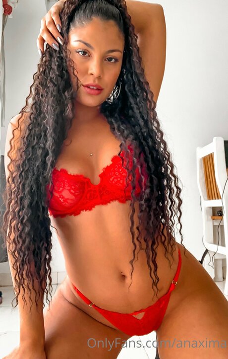 Anaxima nackten pornostar bilder