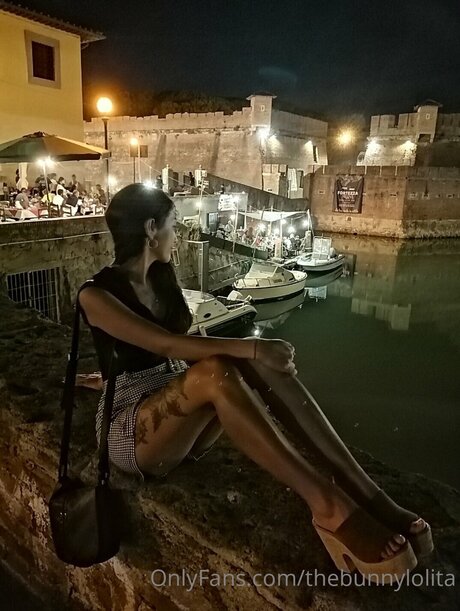 Sexybunnylola Bilder