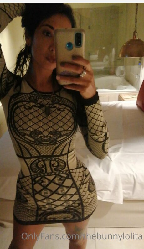 Sexybunnylola nackt exklusive galerien