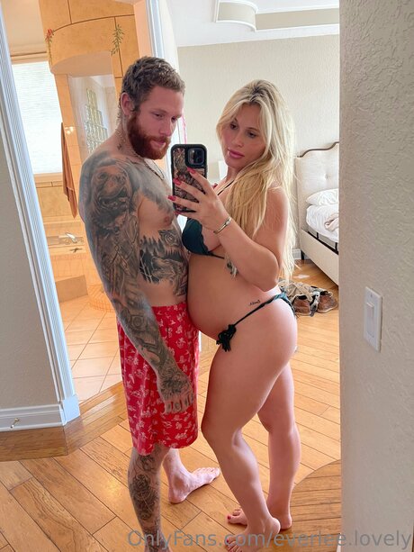 Everlee Lovely sexy archiv