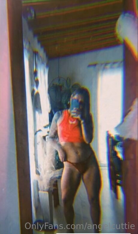 Angelcuttie top nacktheit archiv