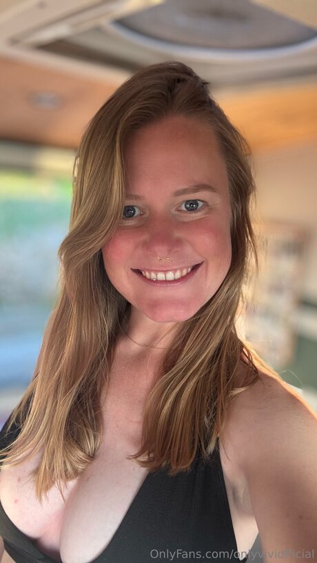 Onlyviviofficial heiße perfekte fotos