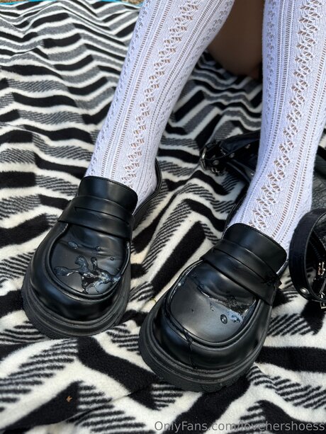 Lovehershoess erotische hübsche galerien