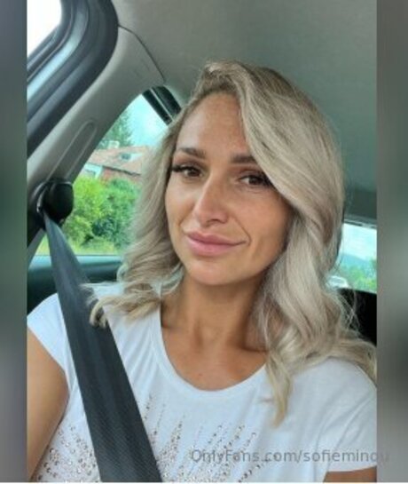 Sofieminou freie nacktheit foto