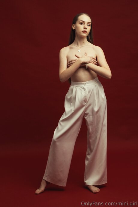 Mini Girl18 hübsche schöne archiv