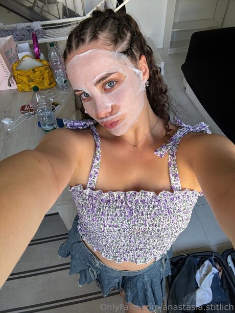 Anastasia Stitlich schöne erwachsene foto