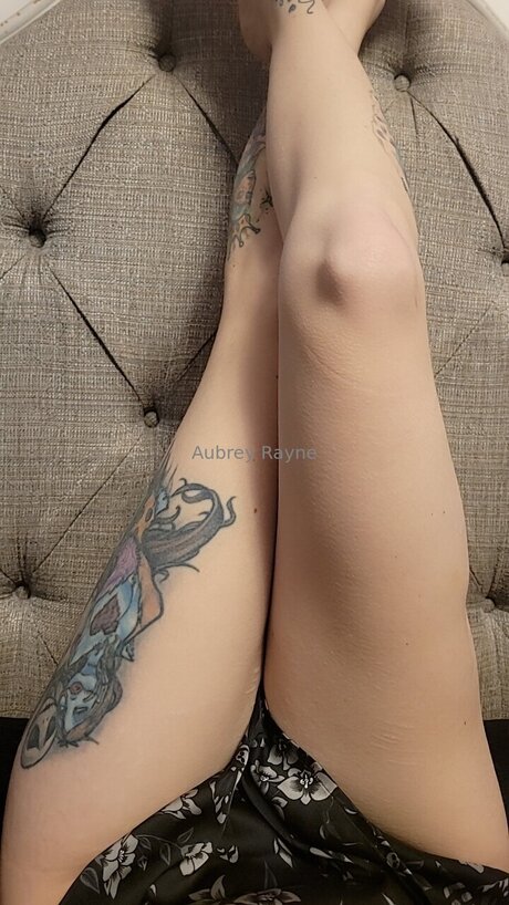 Aubrey Rayne porno sexy galerie