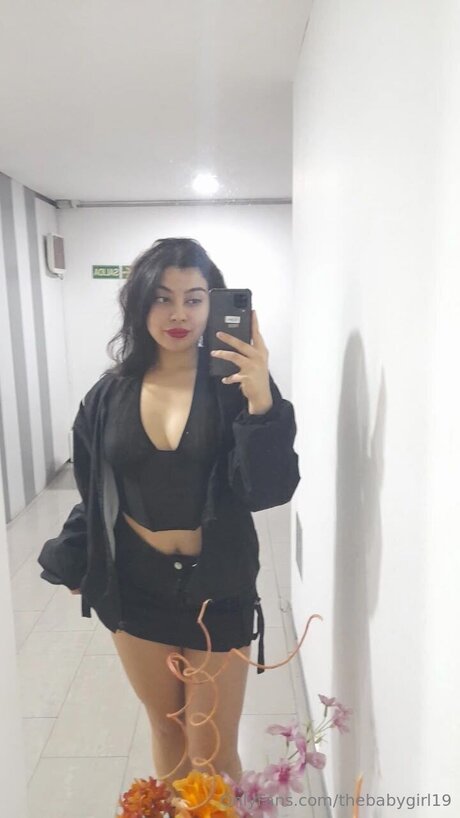 Thebabygirl19 porno erwachsene fotos