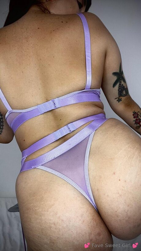 Gingersweetgirl model nackten fotos