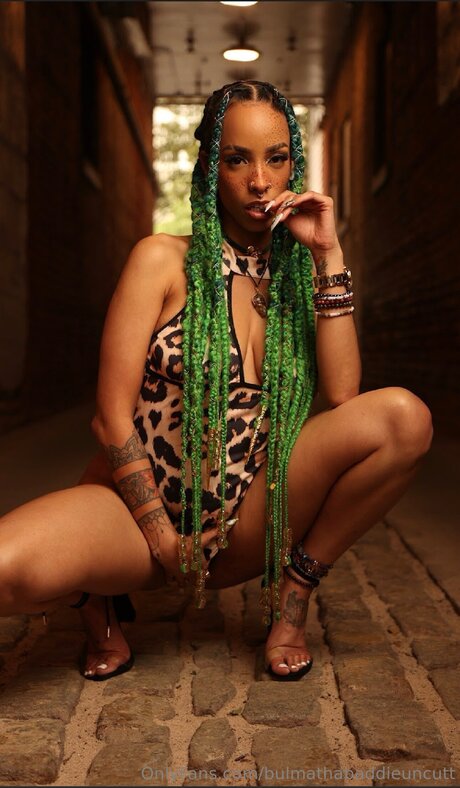 Bulmathabaddieuncutt top nackten fotos