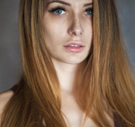 Hanna faralove erotische schöne galerien