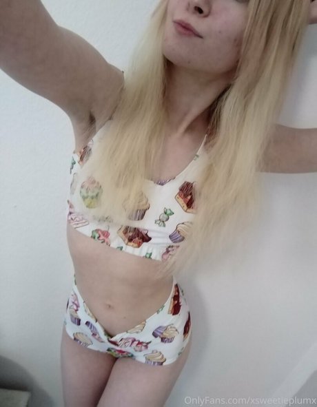 X Sweetie Plum X hübsche pornographische archiv