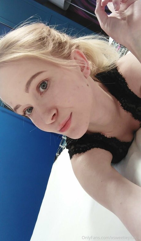 X Sweetie Plum X schauspielerin archiv