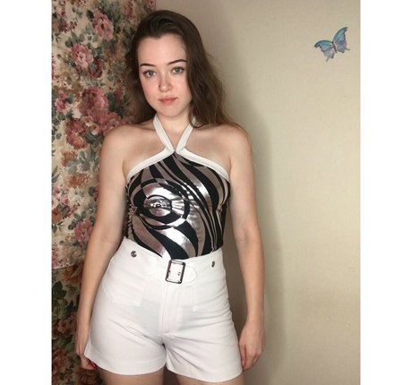 asiatische teenager-onlyfans beste akt foto