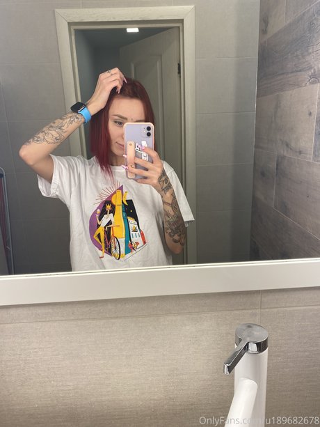 Kinky Nessa schauspielerin nackt bilder