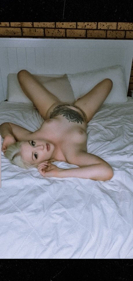 Ash2418 freie erotische galerien