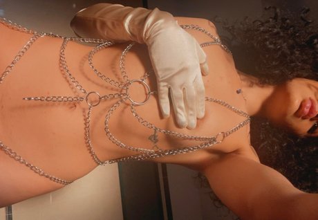 Fredys porno nackte galerie