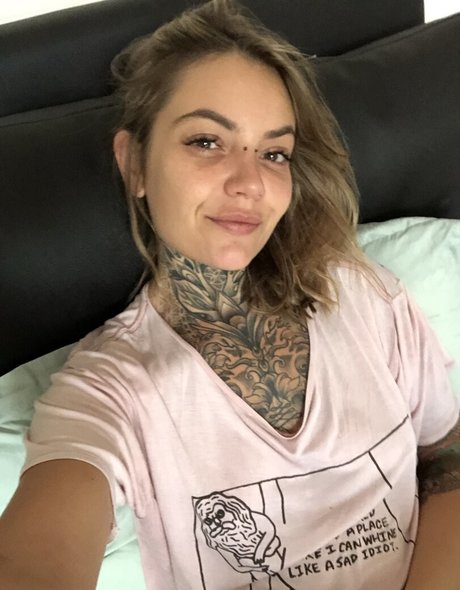 Nikky French exklusive nackten archiv