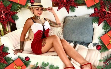 Nikky French porno erwachsene bild