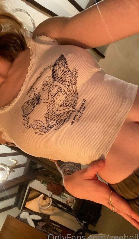 ZeeHell beste nackt bilder