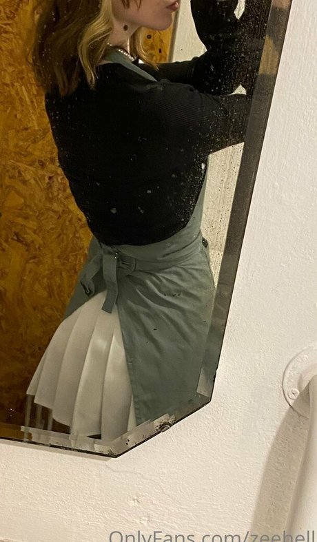 ZeeHell model hd bild