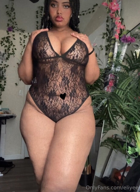 Eliyee model erwachsene galerien