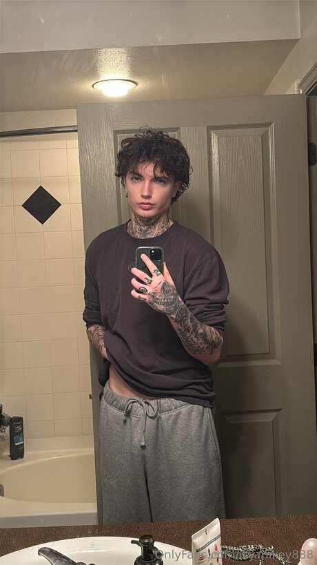 Icy Mikey888 heiße pornografische bilder