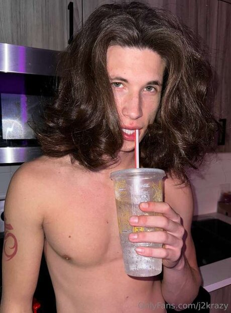 J2krazy hübsche nackte foto