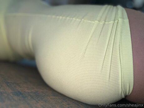 Sheajinx nackt kunst archiv