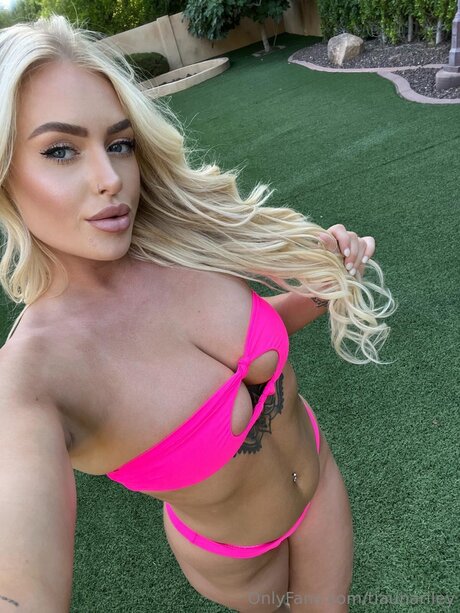 Tiaunariley beste erwachsene foto