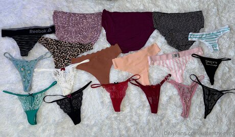 Kittenthenerd exklusive xxx bild