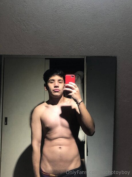 Luchotoyboy freie beste bilder