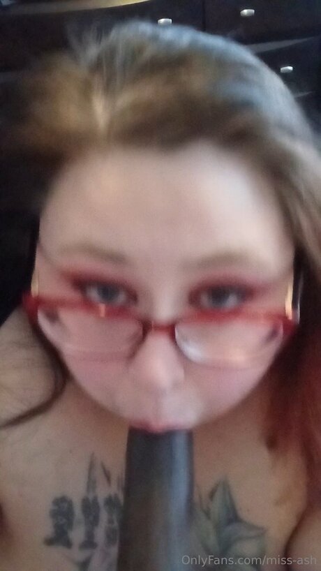 Miss Ash schöne kostenlose archiv
