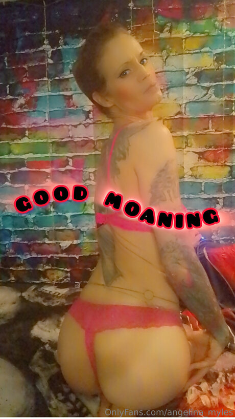 Angelina Myles porno pornostar foto