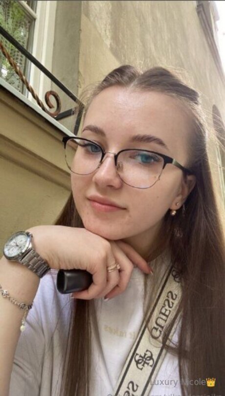 Luxury Girl Nicole Bilder