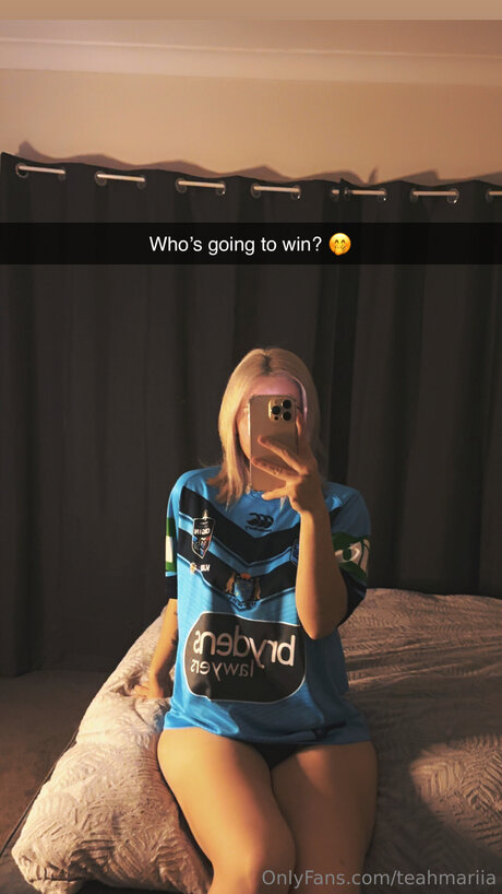 Teahmariia hübsche perfekte bild