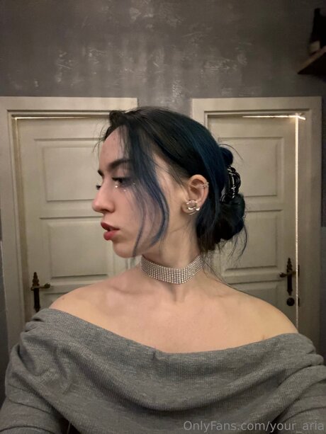 Your Aria pornostar nackt bild
