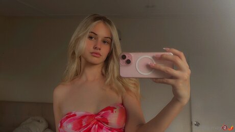 Briella May hübsche nette fotos