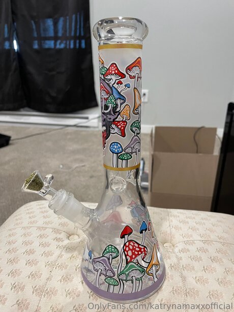 Katrynamaxxofficial nacktheit hd archiv