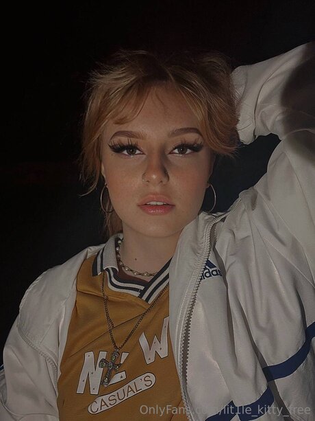 Lit1le Kitty Free model nackt bilder