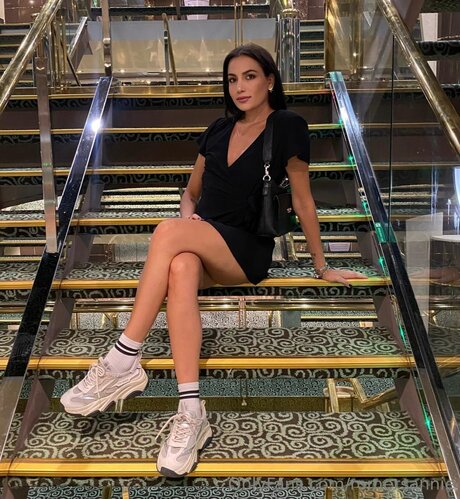 Romersannie freie nackten bilder