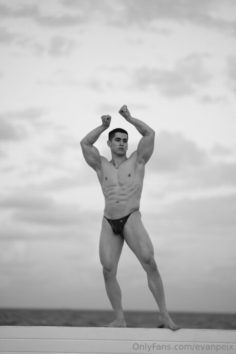 reife nackte onlyfans nacktheit akt bilder