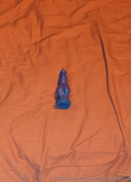 Jadeeatsrainbows model hd foto