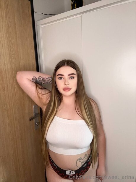 Arina Hot pornostar freie foto