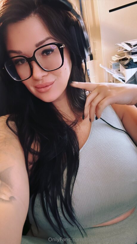 Chloee Fitgamer Free hübsche erwachsene bild