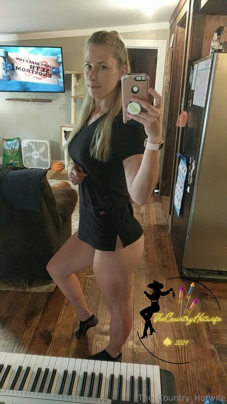 The Country Hotwife hübsche pornographische foto