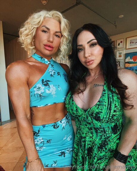 Musclemarilyn freie nackte galerien