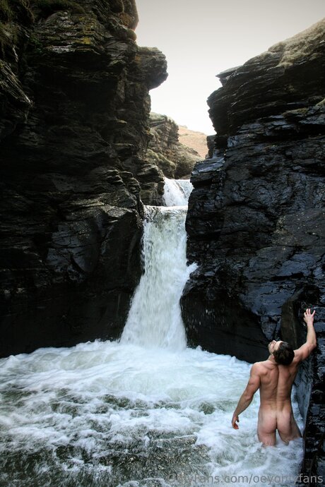 Oeyonlyfans hübsche schöne foto