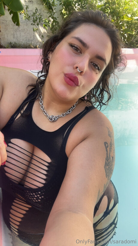 Saradomi schöne pornostar bilder