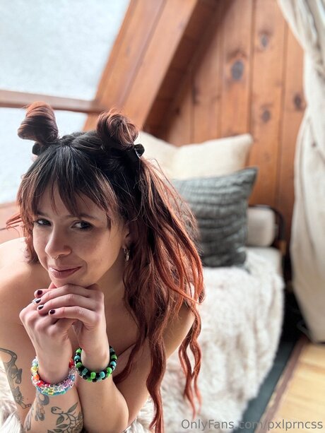 Pxlprncss kostenlose sexy foto